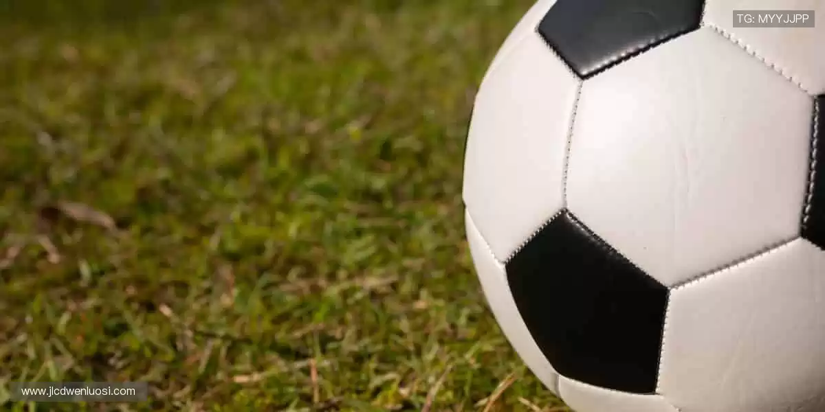 激情碰撞，瞬间点燃！⚽️🏀 锁定我们，见证每一个改写历史的时刻！